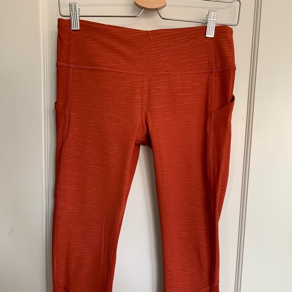 Lululemon 23” Orange Leggings Sz 6 - Picture 1 of 5